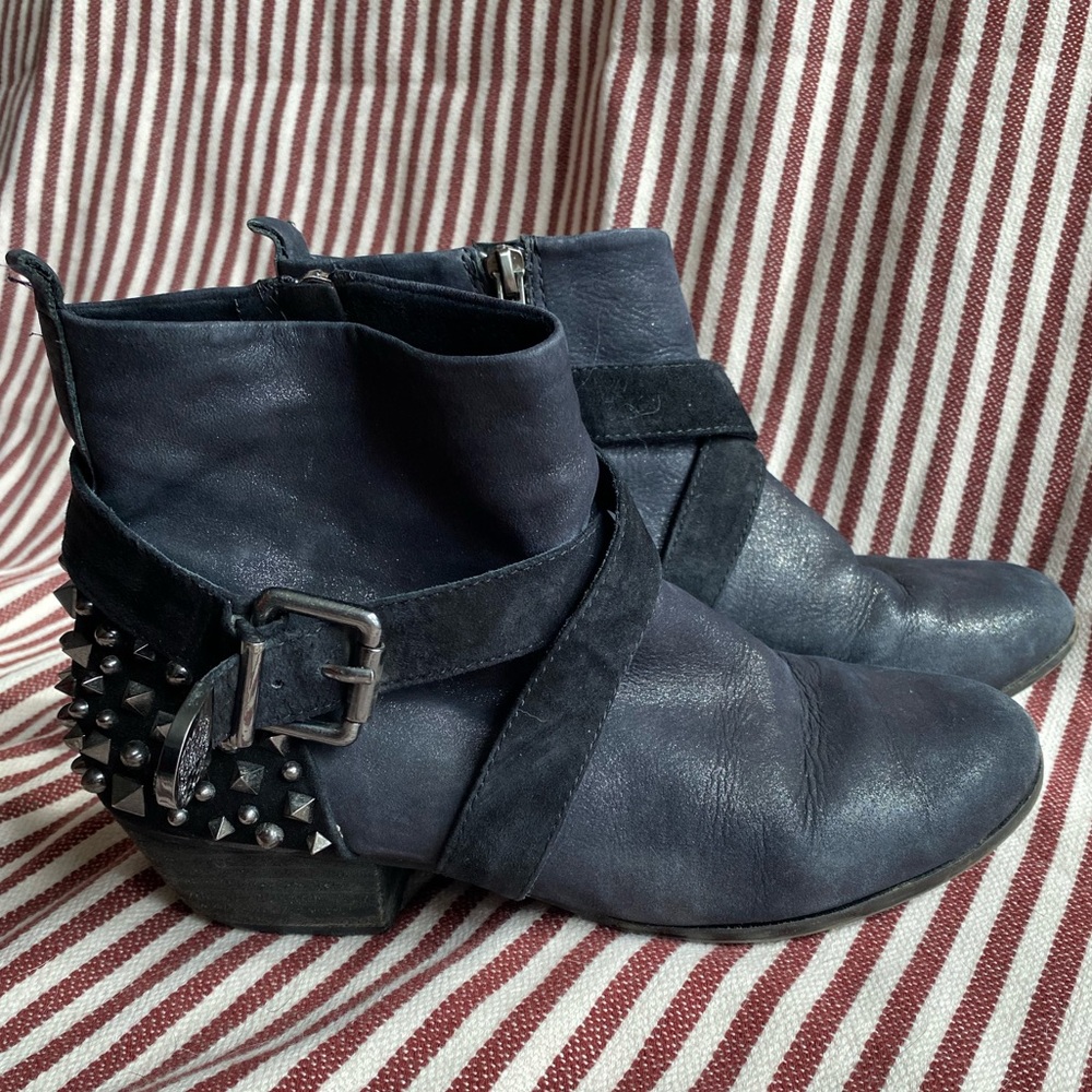 VINCE CAMUTO STUDDED BOOTIES